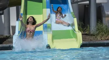 WAVE RESORT