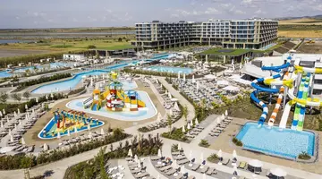 Wave Resort