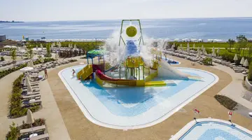 Wave Resort