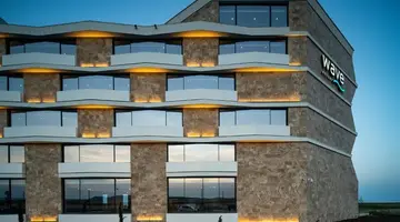 Wave Resort