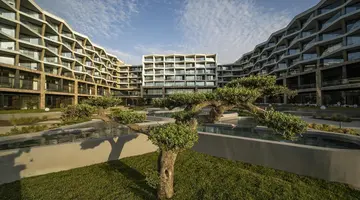 Wave Resort
