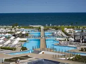 WAVE RESORT