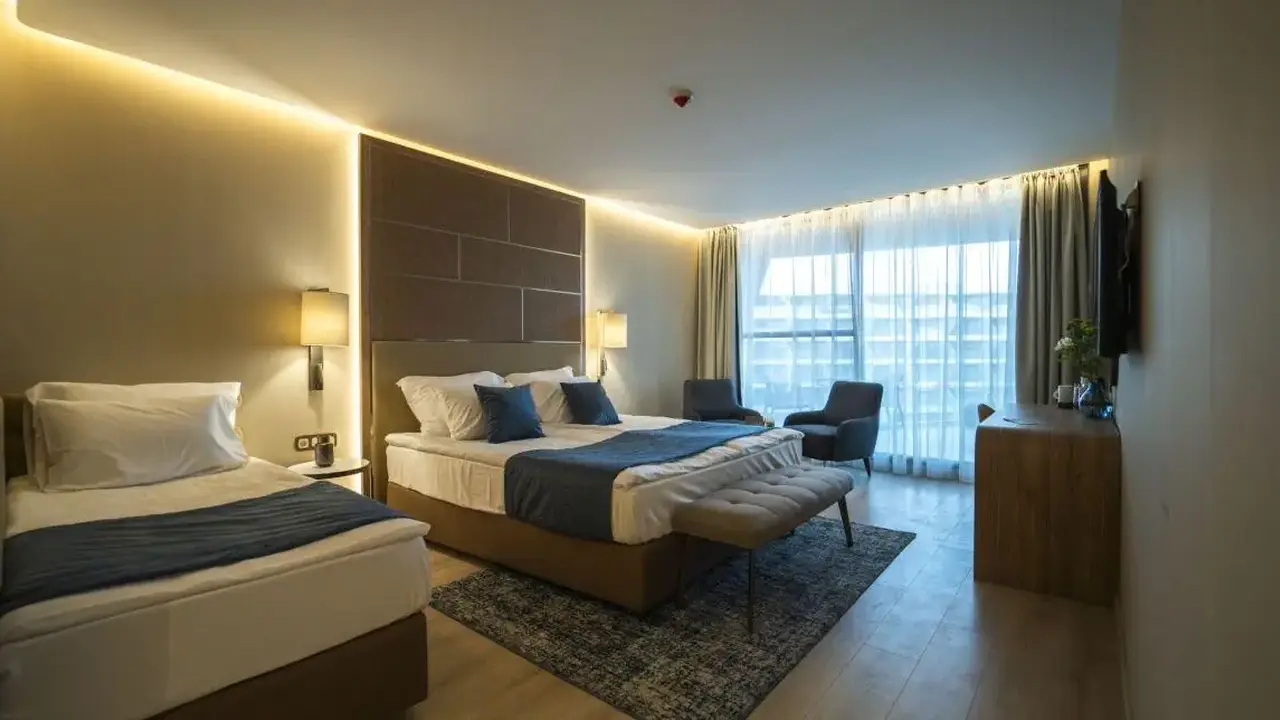 WAVE RESORT