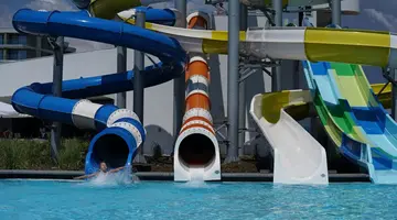 Wave Resort