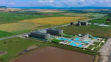 Wave Resort