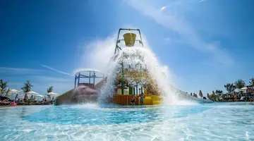 WAVE Resort