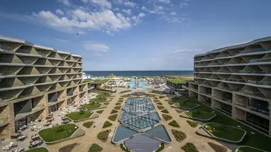 WAVE RESORT