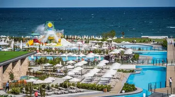 WAVE RESORT