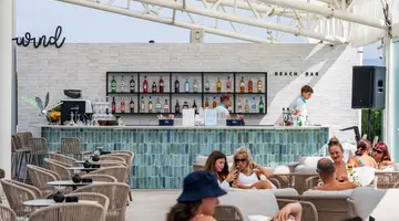 Wave Resort