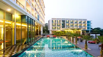 WAY HOTEL (ex. WAY BY GARDEN SEA VIEW RESORT)