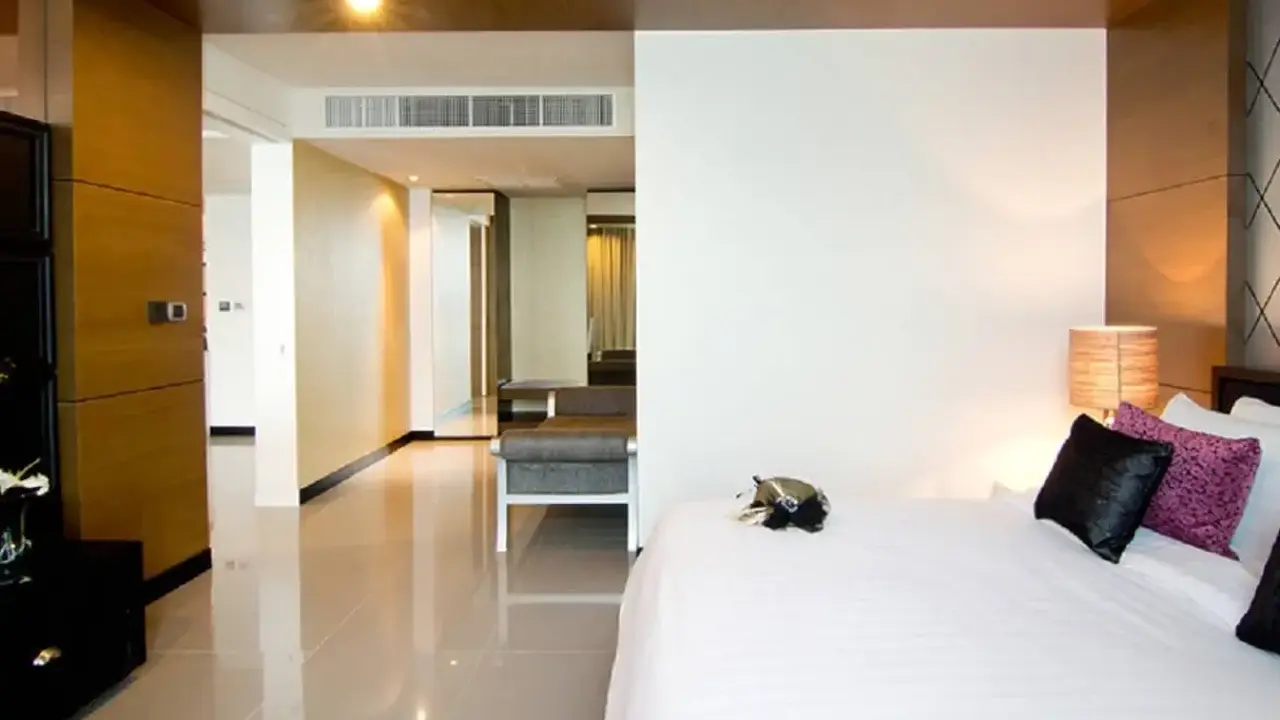 WAY HOTEL (ex. WAY BY GARDEN SEA VIEW RESORT)