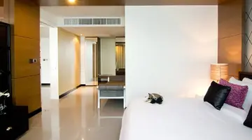 WAY HOTEL (ex. WAY BY GARDEN SEA VIEW RESORT)