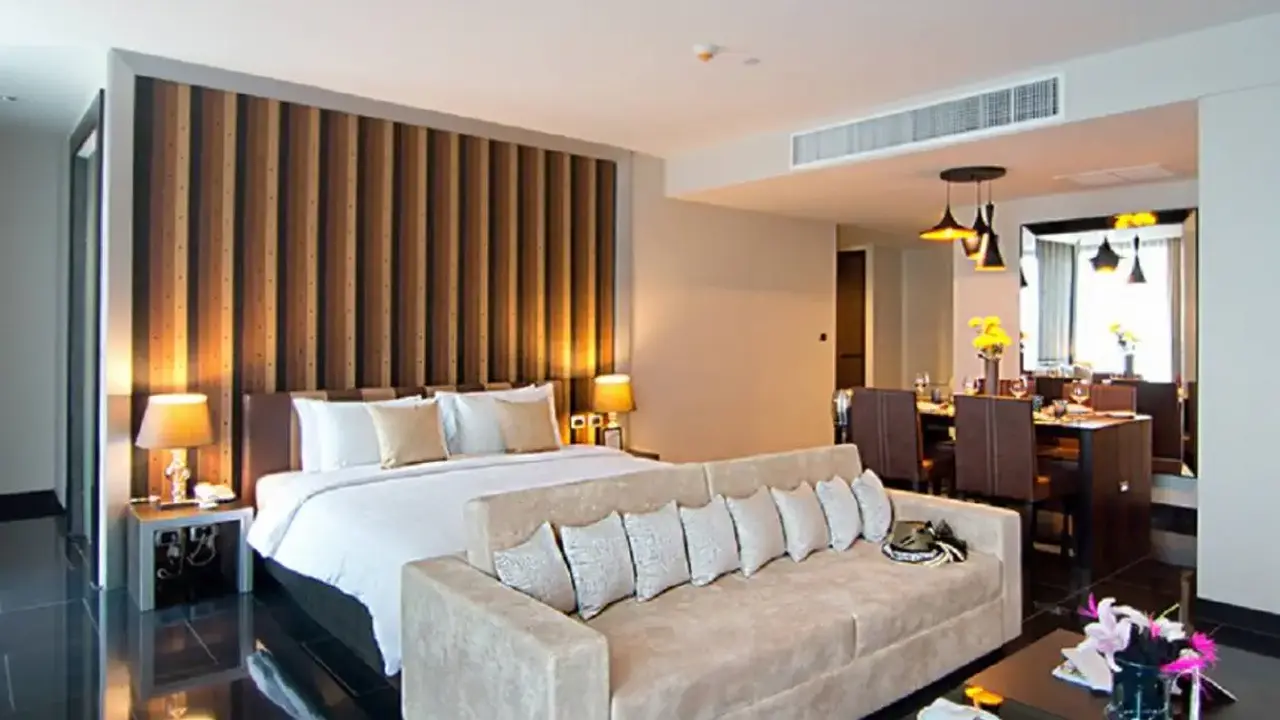 WAY HOTEL (ex. WAY BY GARDEN SEA VIEW RESORT)