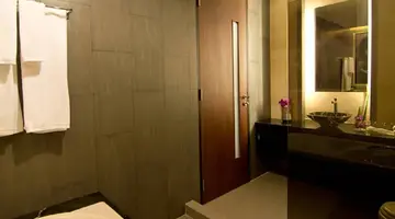 WAY HOTEL (ex. WAY BY GARDEN SEA VIEW RESORT)