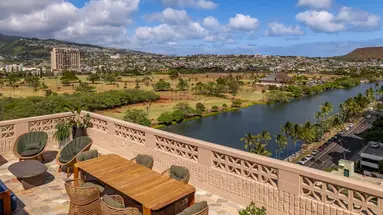 Wayfinder Waikiki