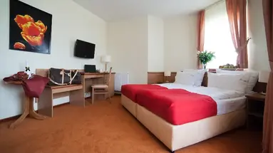 Wczasy dla seniora, Międzyzdroje - Hotel Trofana *** - dwa posiłki dziennie