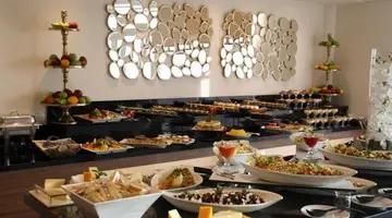 Wczasy na bajecznym Cyprze - Hotel Queens Bay Hotel ****