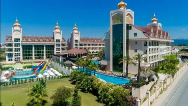 Well Palace Side Hotel