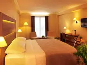 WELLNESS HOTEL APOLLO