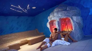 WELLNESS HOTEL APOLLO