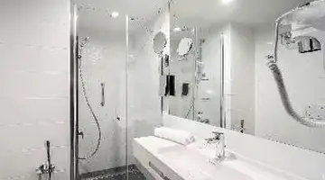 Wellton Riverside Spa Hotel