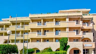 WGrand Hotel