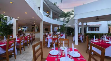 WHALA BAVARO