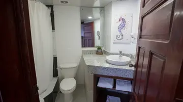 WHALA BAVARO