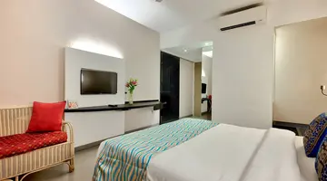 Whispering Palms Beach Resort