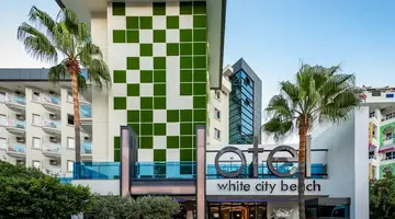 White City Beach - Adults Only
