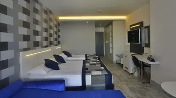 White City Beach - Adults Only