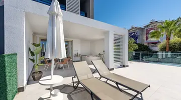 White City Beach - Adults Only