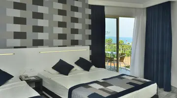 White City Beach Hotel
