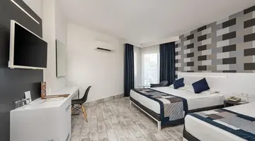 White City Beach Hotel