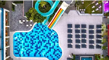 White City Beach Hotel