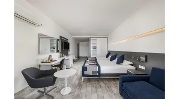 WHITE CITY BEACH HOTEL