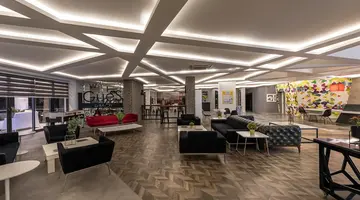 White City Beach Hotel
