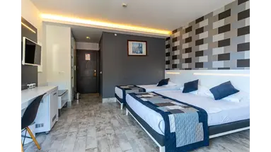 WHITE CITY BEACH HOTEL