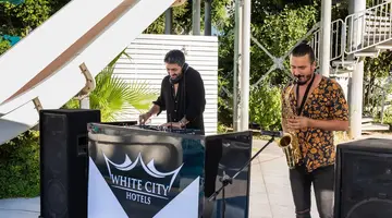 White City Beach Hotel