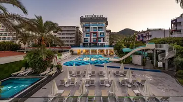 White City Beach Hotel
