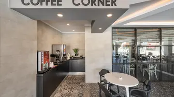 White City Beach Hotel