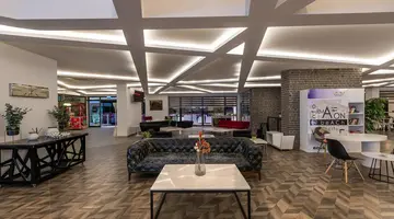White City Beach Hotel