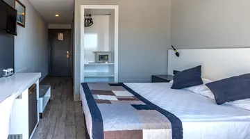 White City Beach Hotel