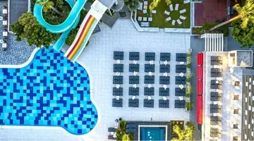 White City Beach Hotel