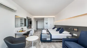 White City Beach Hotel