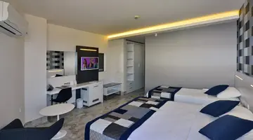 WHITE CITY BEACH HOTEL