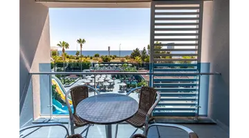 WHITE CITY BEACH HOTEL