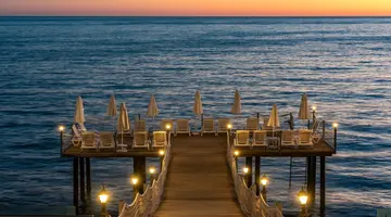 White City Beach Hotel