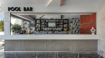 White City Beach Hotel