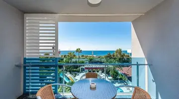 WHITE CITY BEACH HOTEL